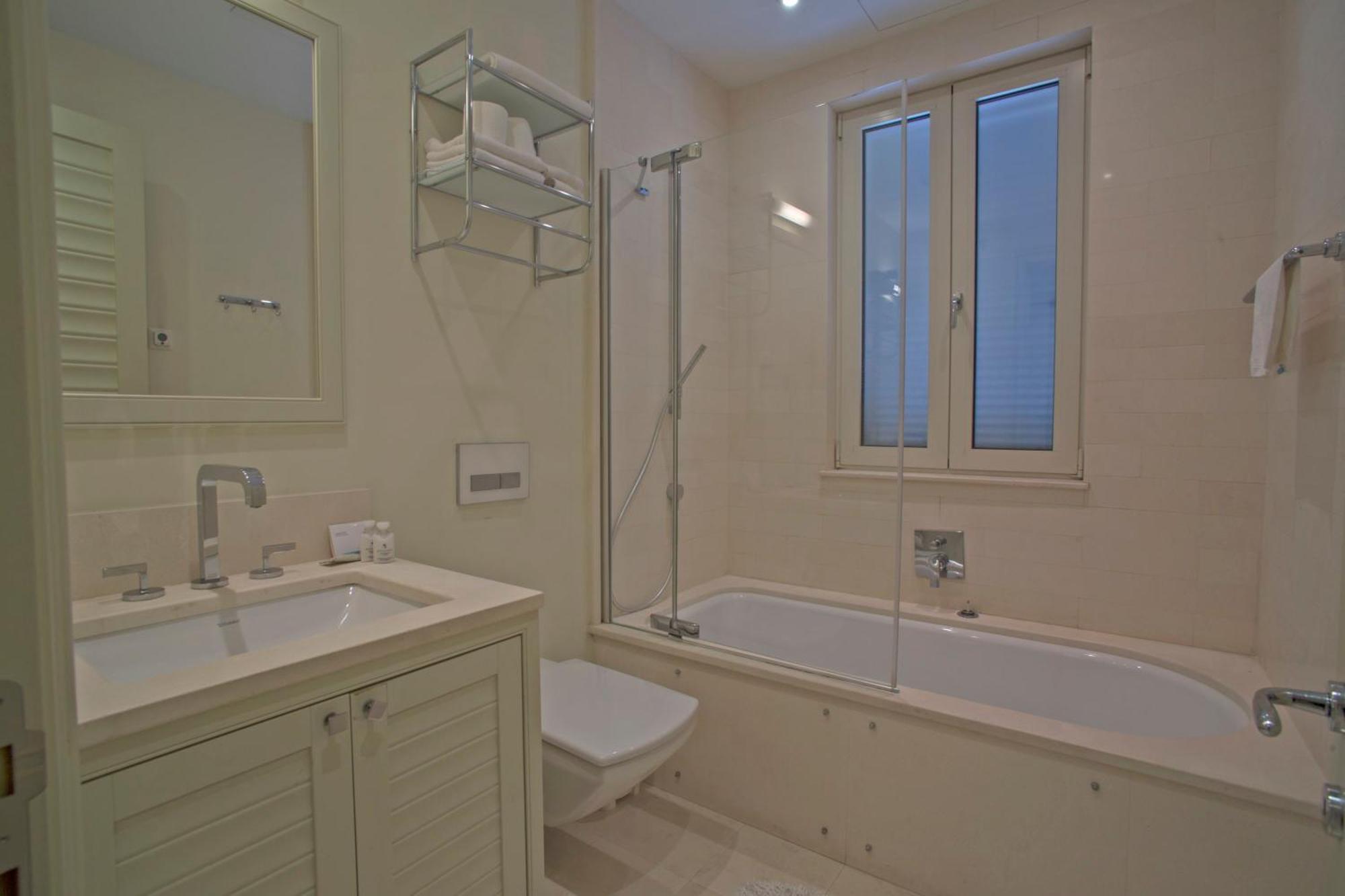 Porto Montenegro Zeta 102 - Cozy Studio Tivat Ngoại thất bức ảnh